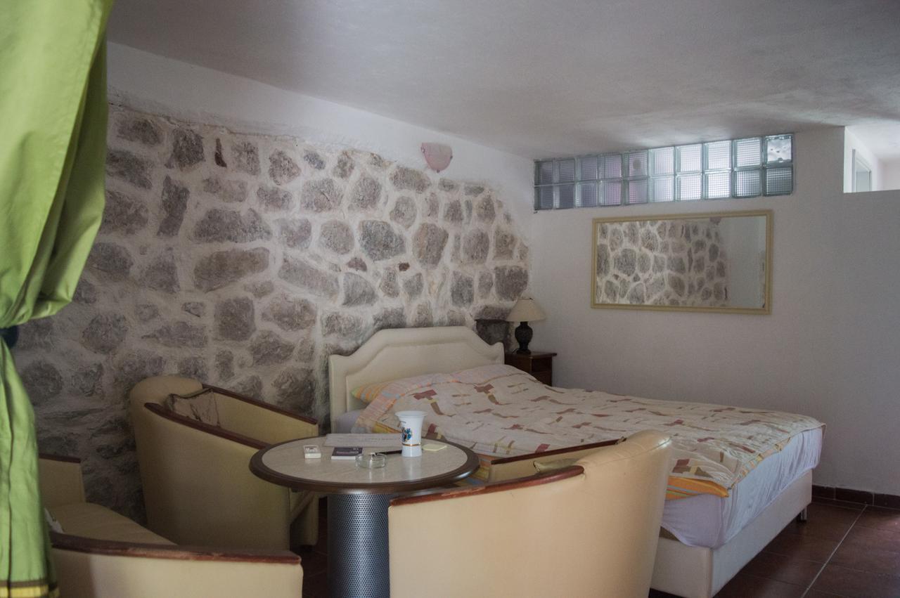 Apartments Subotic Risan Dış mekan fotoğraf